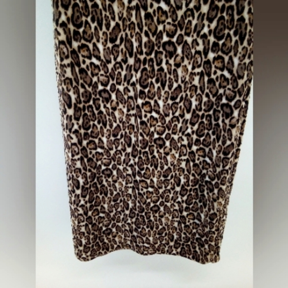 NWT $98 WHBM Leopard Reversable Deep Purple Dress Spandex Blend Sheath S - Picture 13 of 16